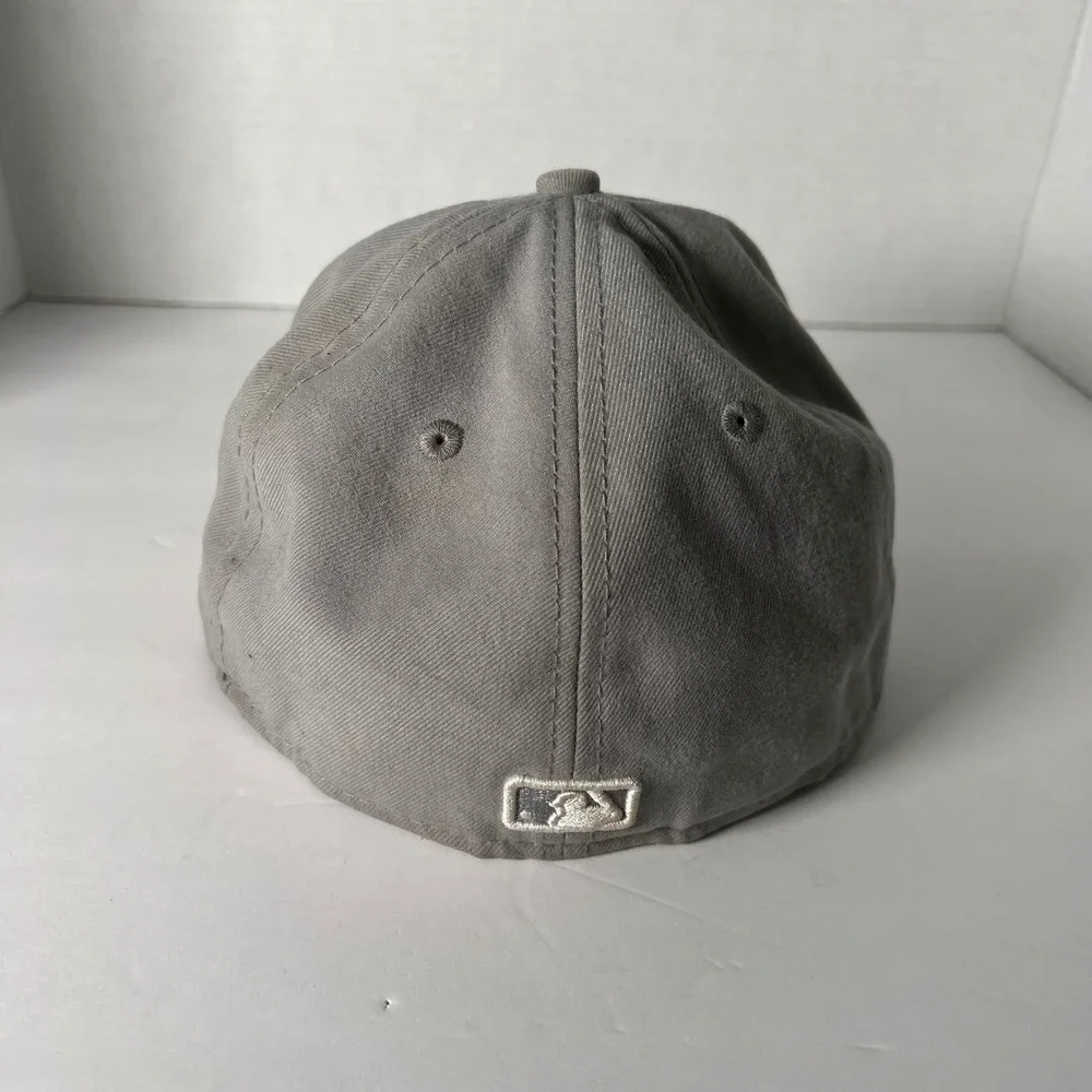 New Era Philadelphia Phillies MLB Baseball Cap Gray Fitted 59FIFTY Size 7 1/4‎